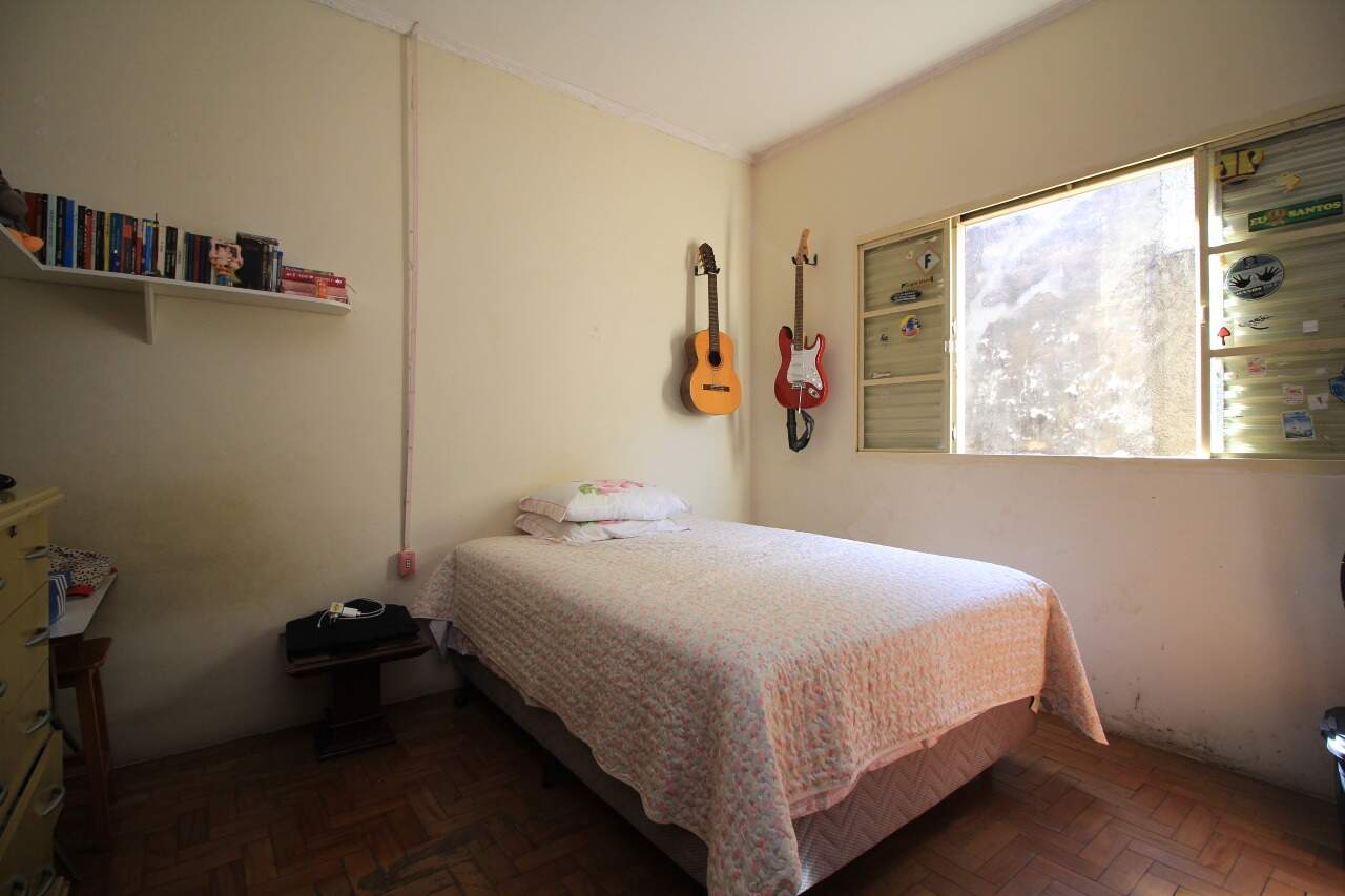 Casa Residencial à venda no bairro Centro: 