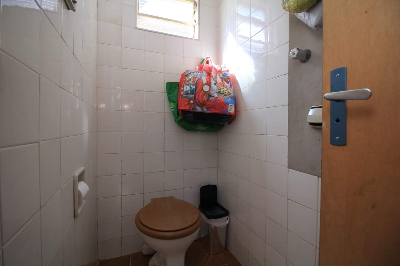 Casa Residencial à venda no bairro Centro: 