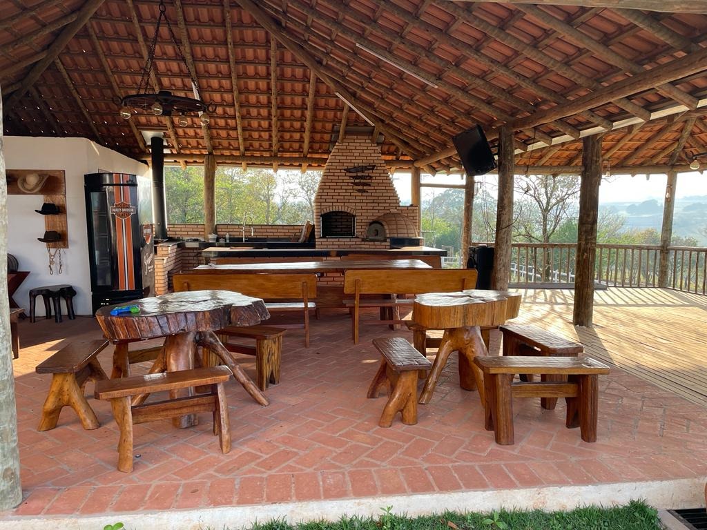 Chácara à venda no bairro Bairro do Pinhal: 