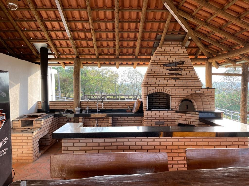 Chácara à venda no bairro Bairro do Pinhal: 