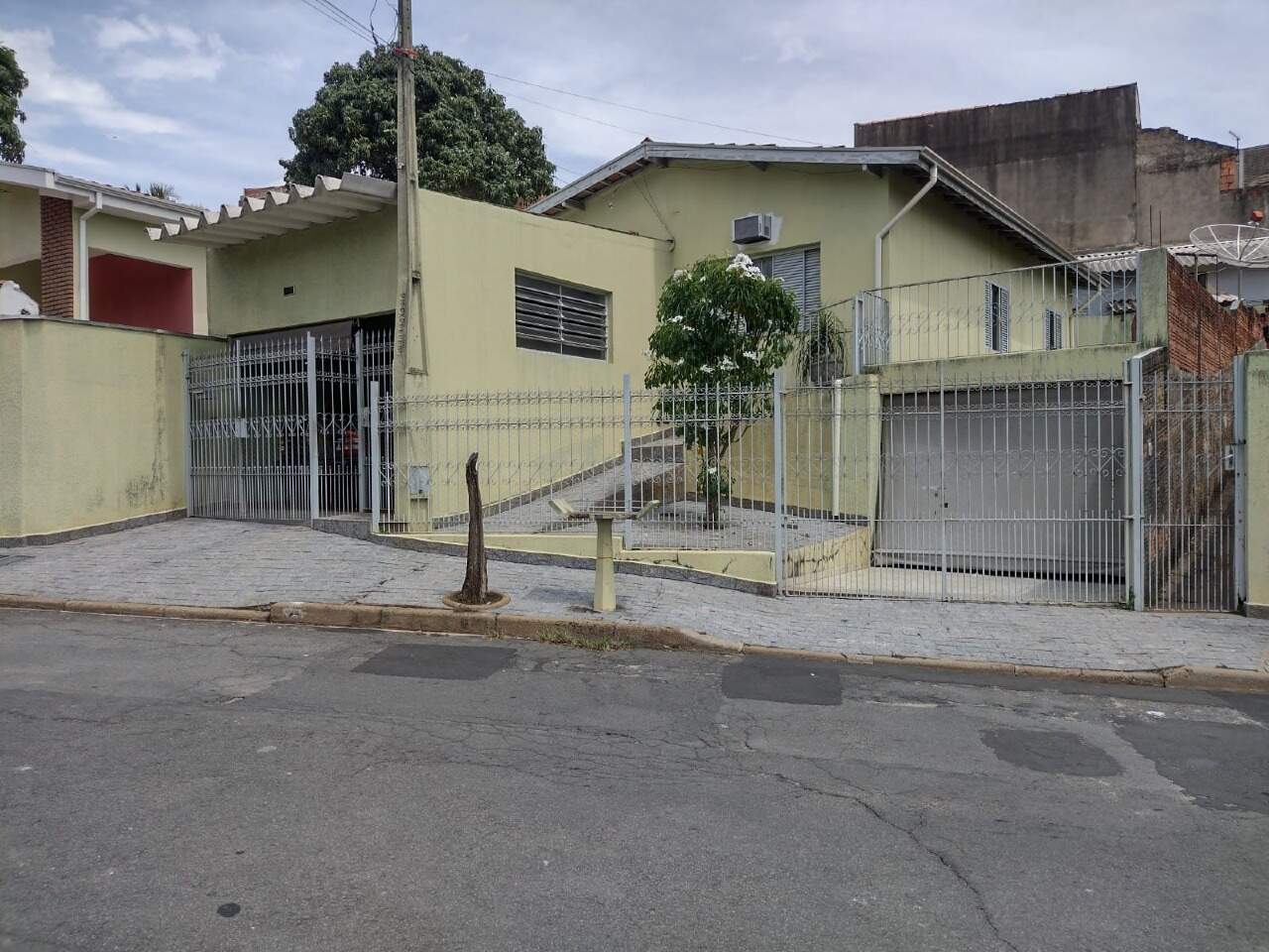 Casa Residencial à venda no bairro Jardim São Luiz: 