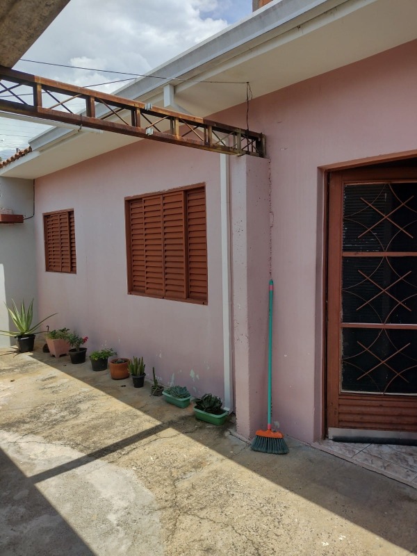 Casa Residencial à venda no bairro Jardim São Luiz: 