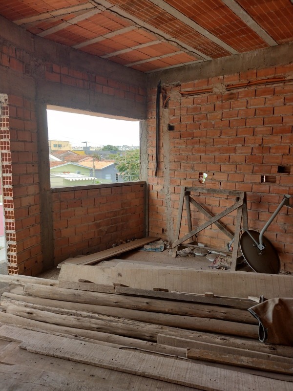 Casa Residencial à venda no bairro Jardim São Luiz: 