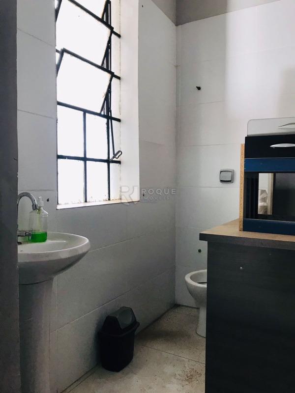 Salas/Conjuntos para aluguel no bairro Centro: WC
