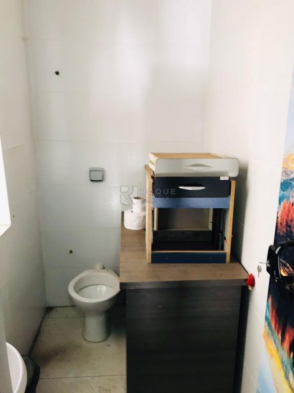 Salas/Conjuntos para aluguel no bairro Centro: WC