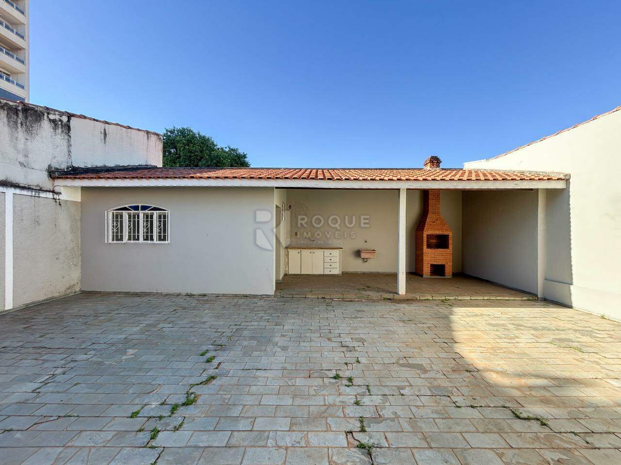 Casa Residencial para aluguel no bairro Centro: Fundo 