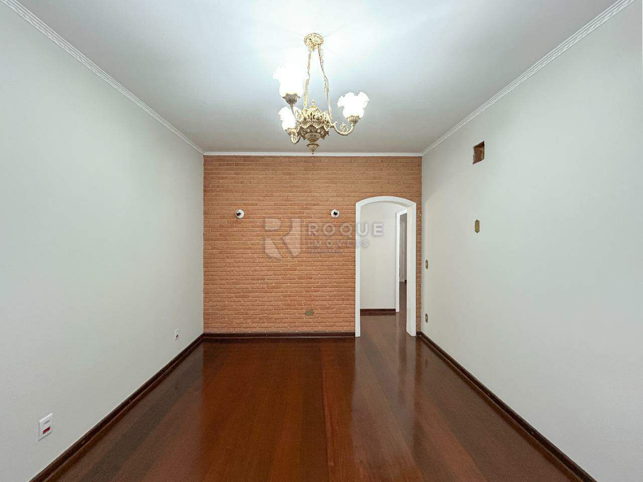 Casa Residencial para aluguel no bairro Centro: Copa 