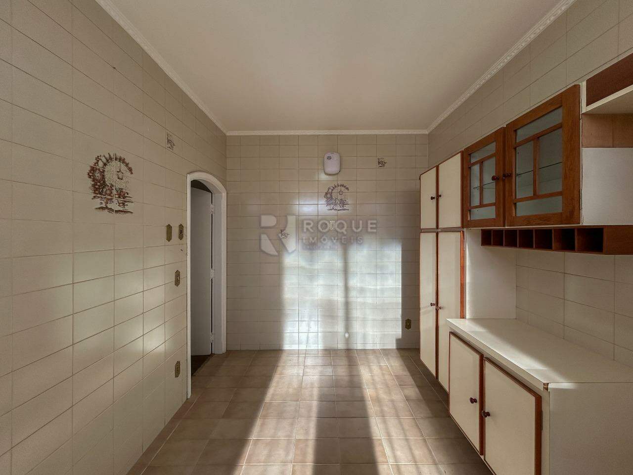 Casa Residencial para aluguel no bairro Centro: Cozinha 