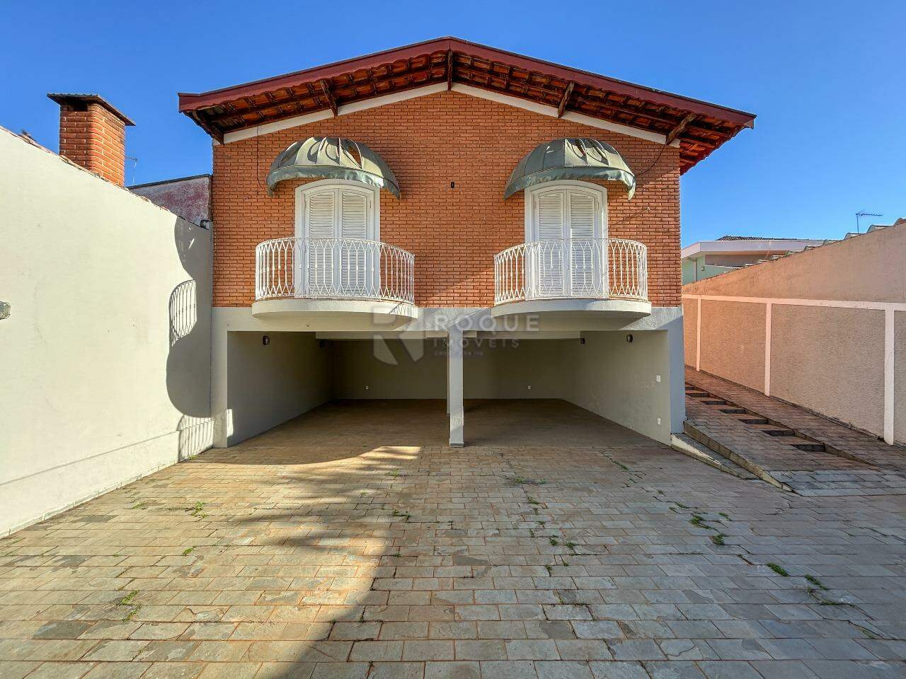 Casa Residencial para aluguel no bairro Centro: Fundo 