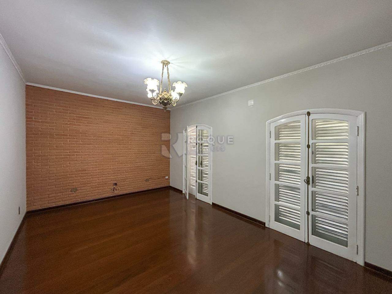 Casa Residencial para aluguel no bairro Centro: Sala 