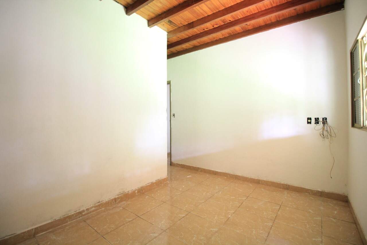 Chácara à venda no bairro Bairro do Pinhal: SUÍTE