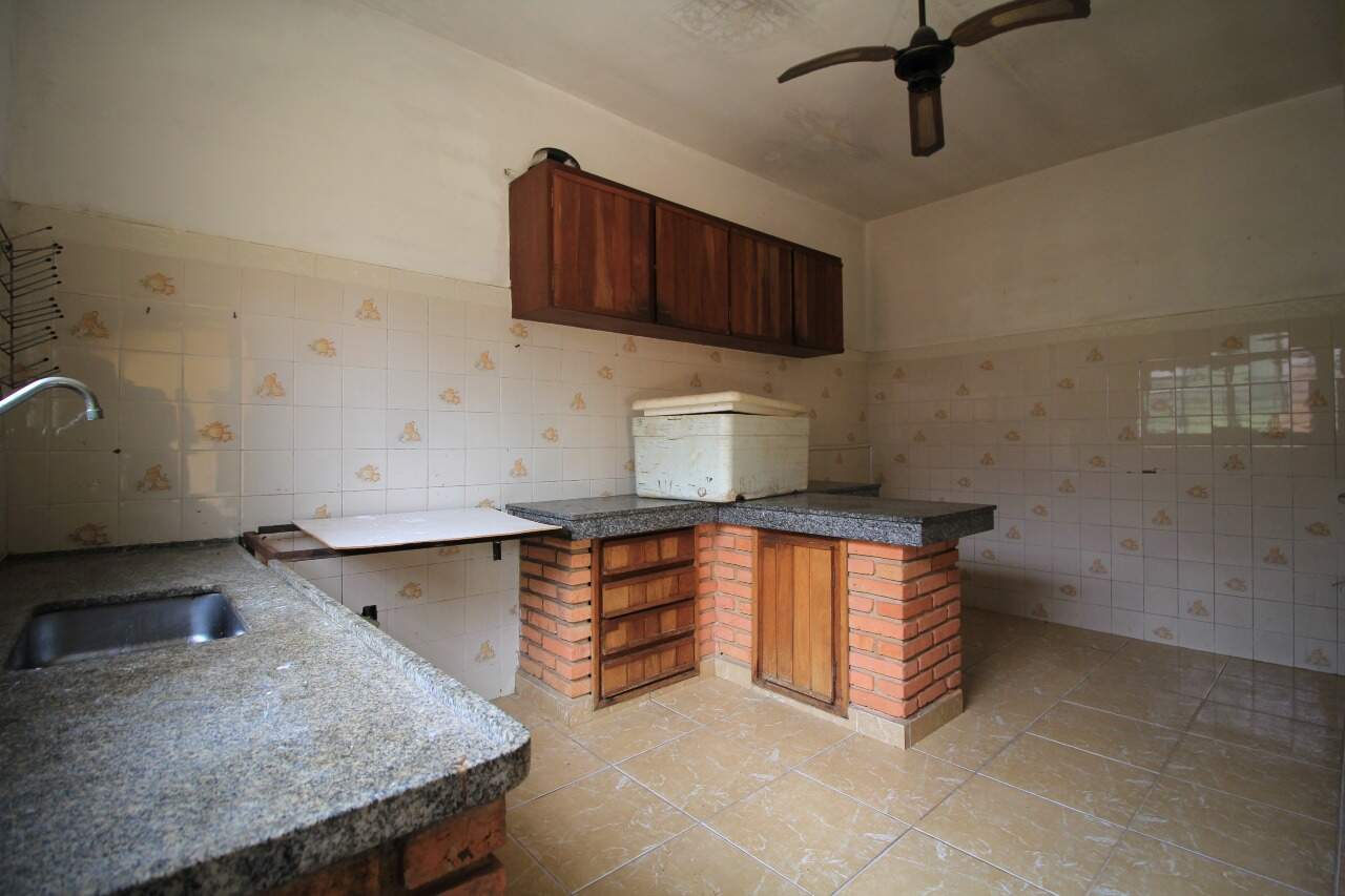 Chácara à venda no bairro Bairro do Pinhal: COZINHA ÁREA EXTERNA