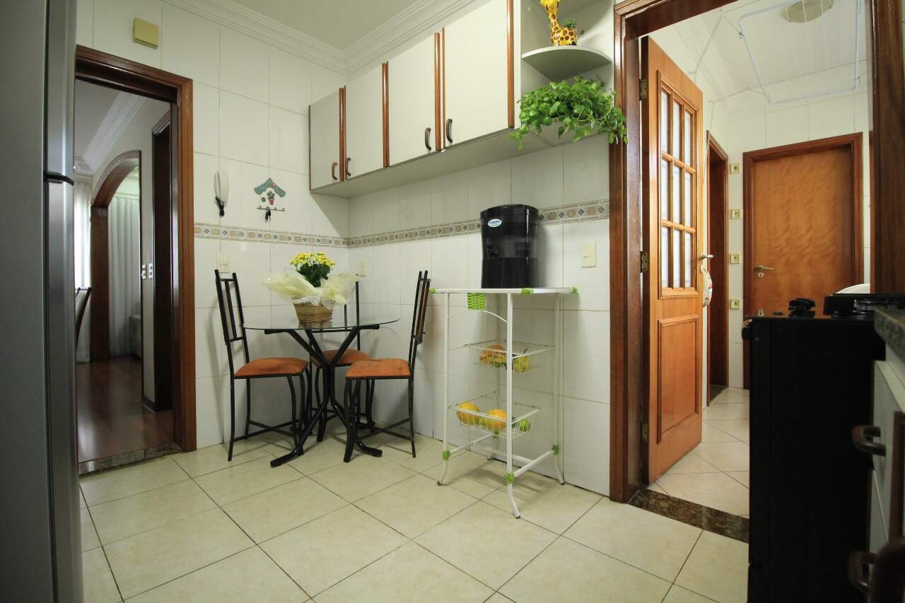 Apartamento à venda no bairro Vila Independência: 