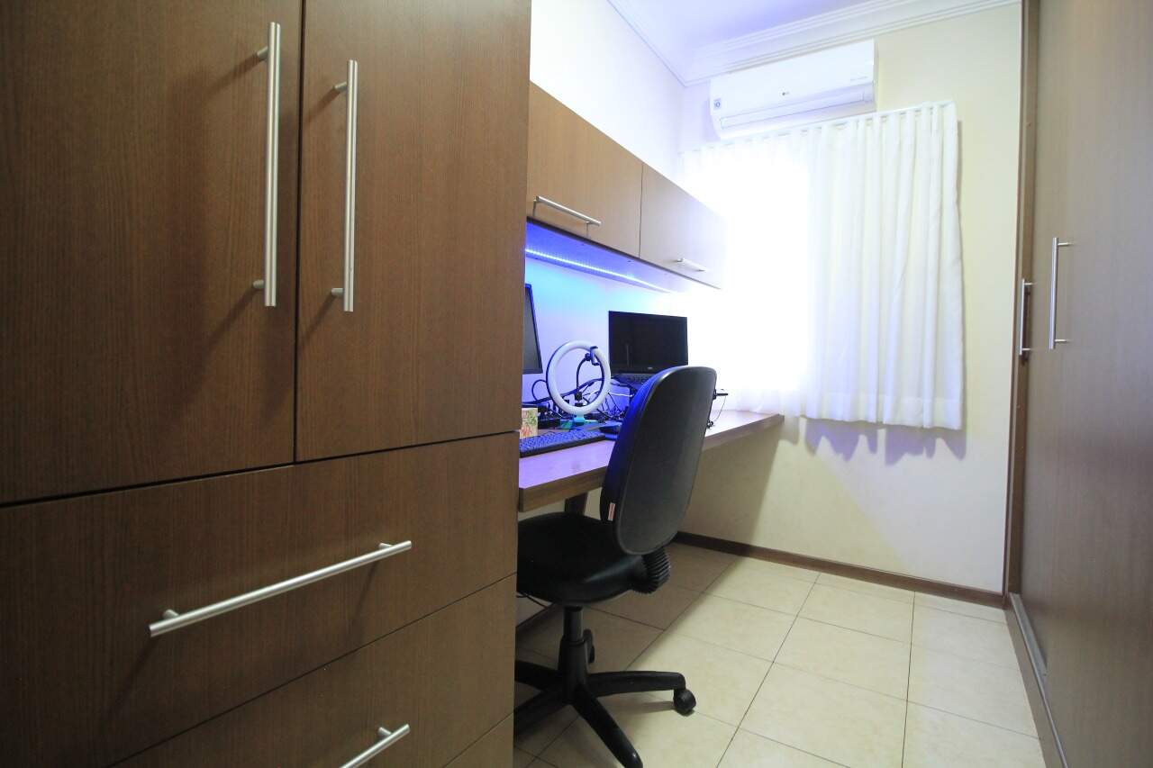 Apartamento à venda no bairro Vila Independência: 