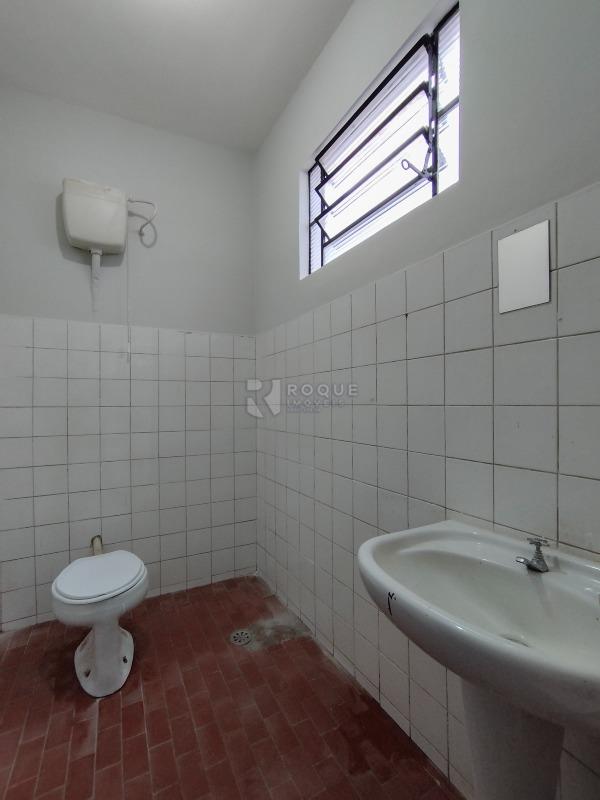 Salão para aluguel no bairro Vila Fascina: WC social 