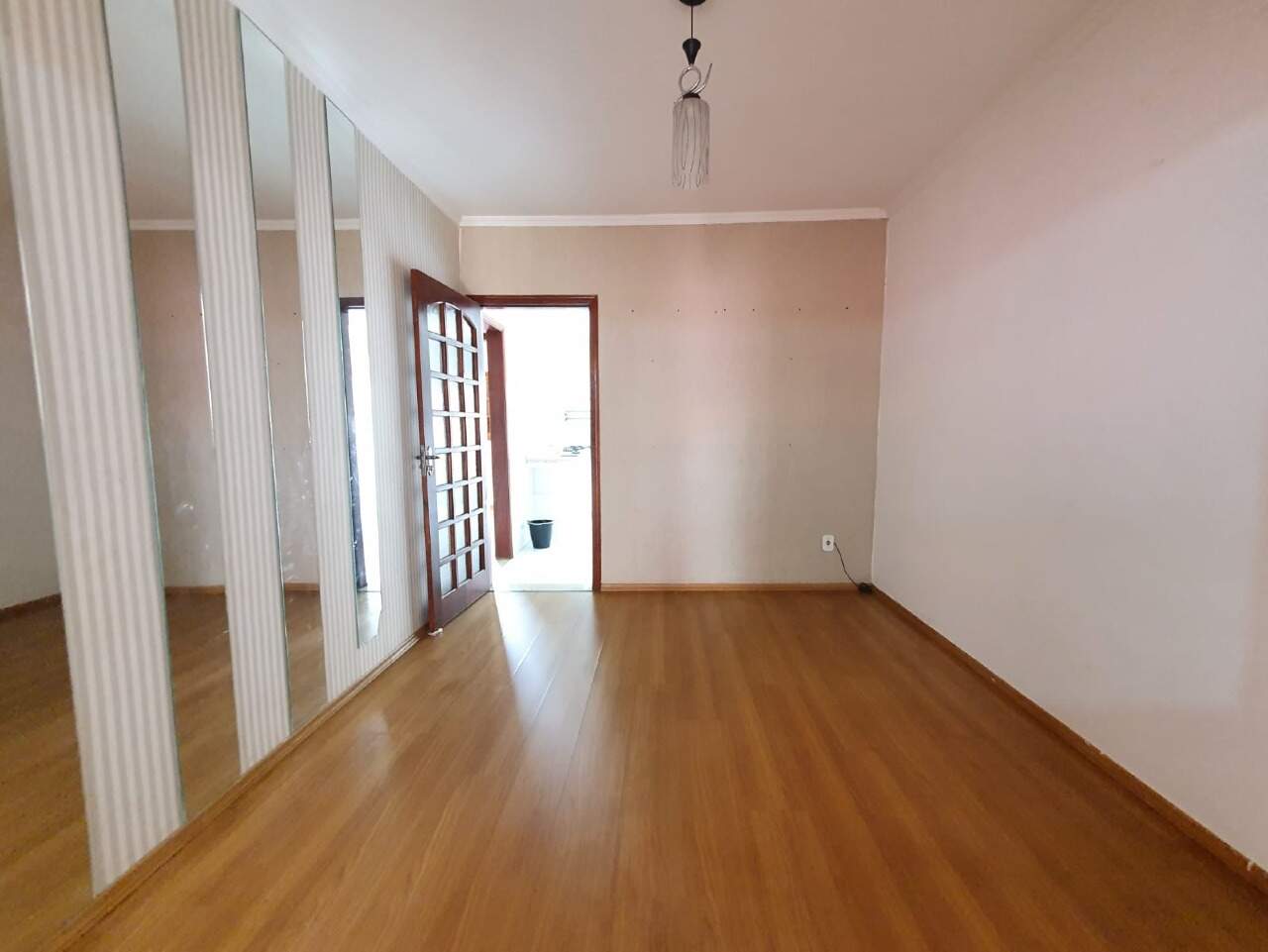 Casa Residencial à venda no bairro Jardim Santa Adélia: 