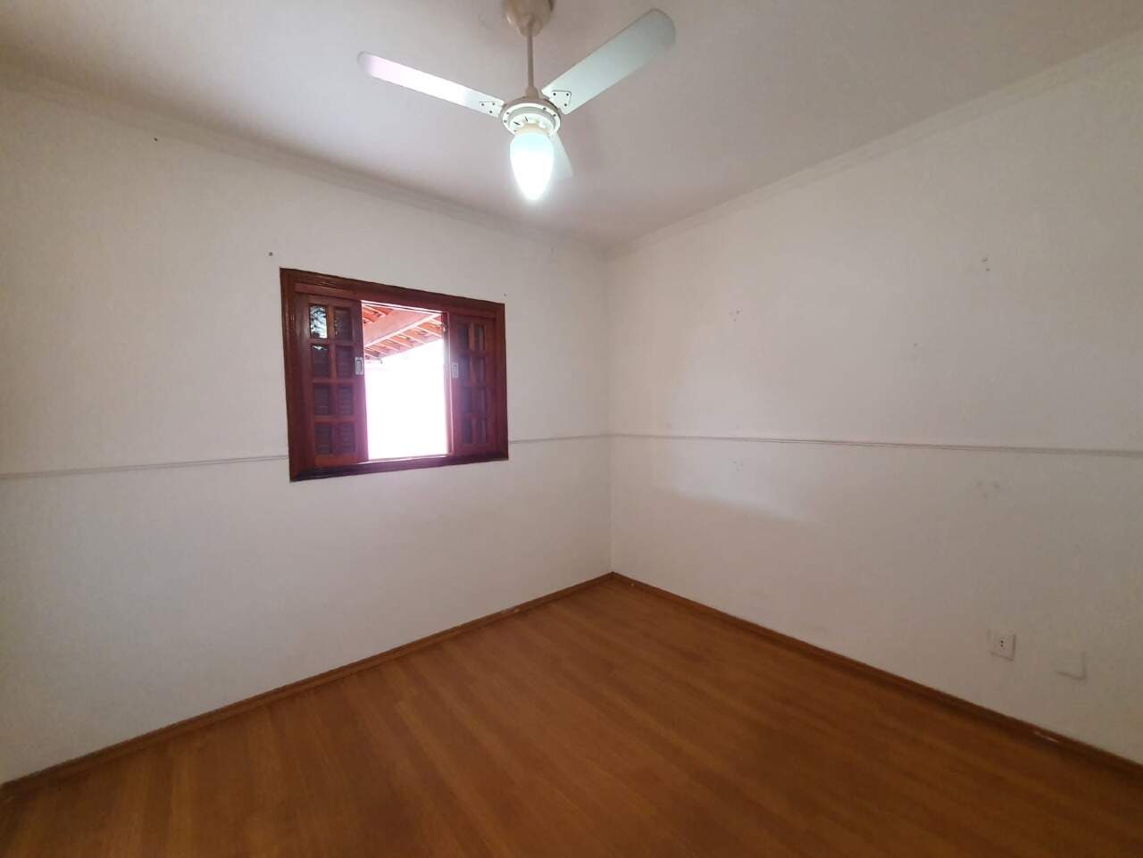 Casa Residencial à venda no bairro Jardim Santa Adélia: 