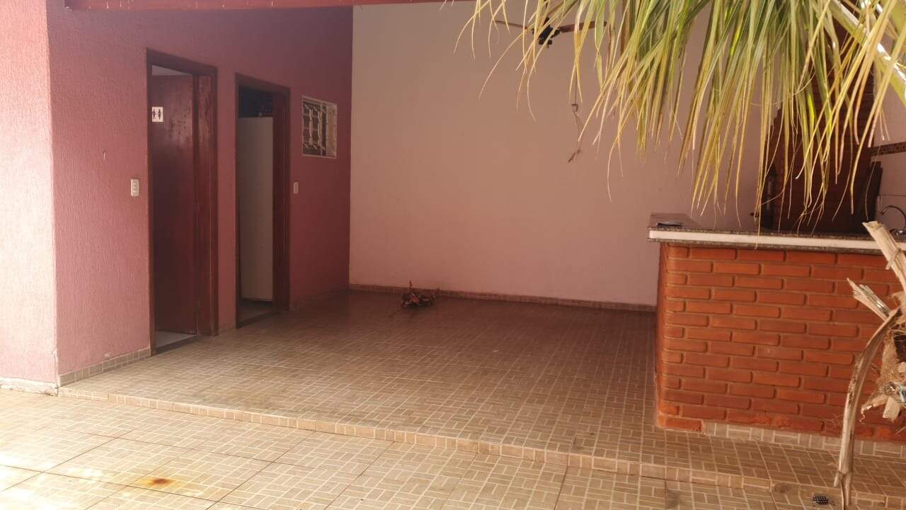 Casa Residencial à venda no bairro Jardim Santa Adélia: 