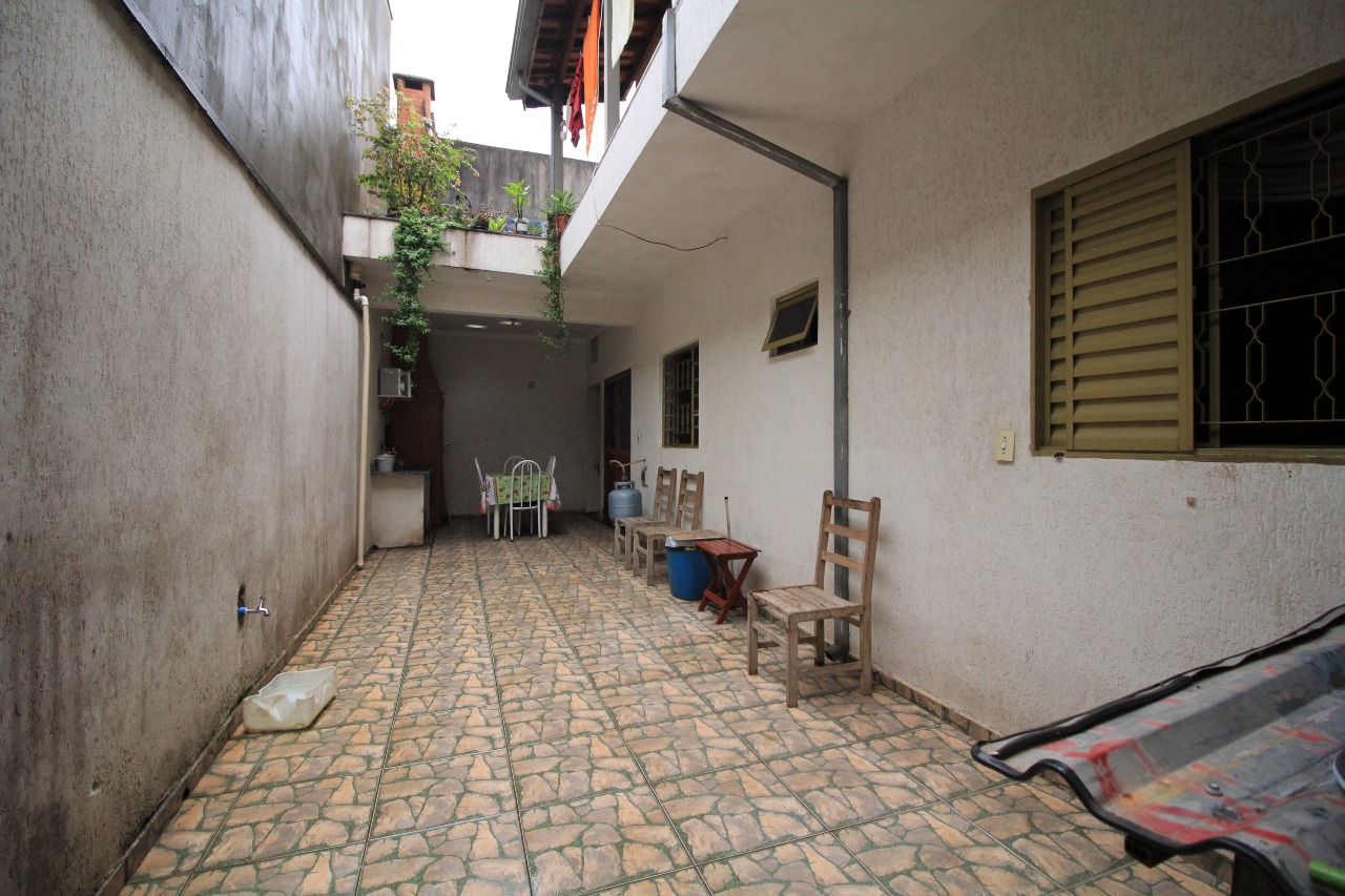 Casa Residencial à venda no bairro Jardim Residencial Roseira: ACESSO A SEGUNDA CASA