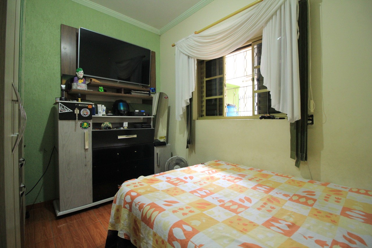 Casa Residencial à venda no bairro Jardim Residencial Roseira: DORM1