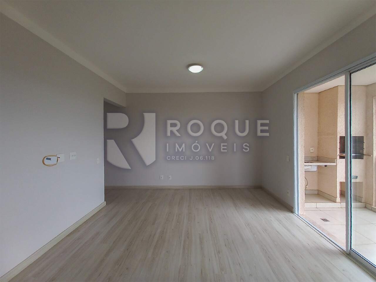 Apartamento para aluguel no bairro Jardim Residencial Francisco Cruãnes: Sala