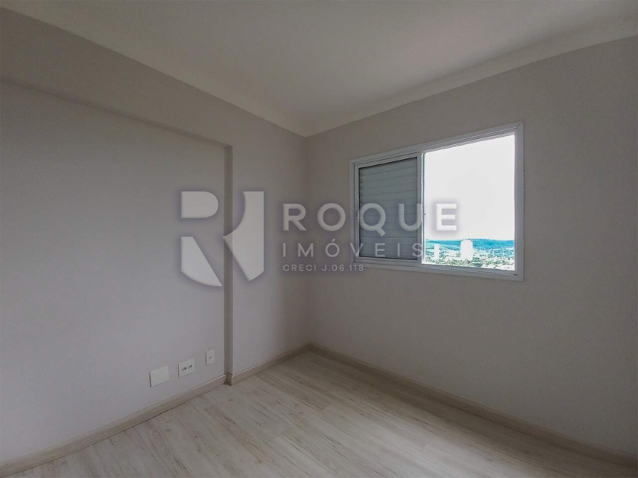 Apartamento para aluguel no bairro Jardim Residencial Francisco Cruãnes: Dormitório 2