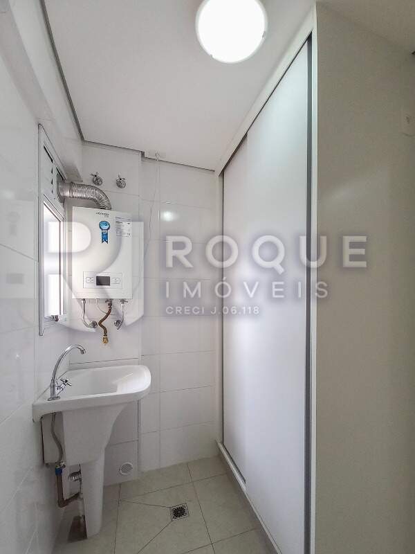 Apartamento para aluguel no bairro Jardim Residencial Francisco Cruãnes: Área de Serviço 