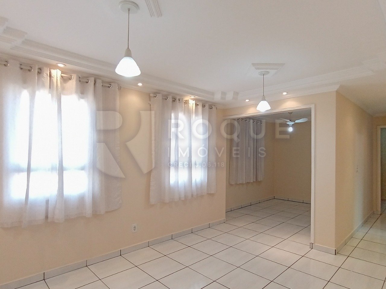 Apartamento à venda no bairro Itaipu: Sala