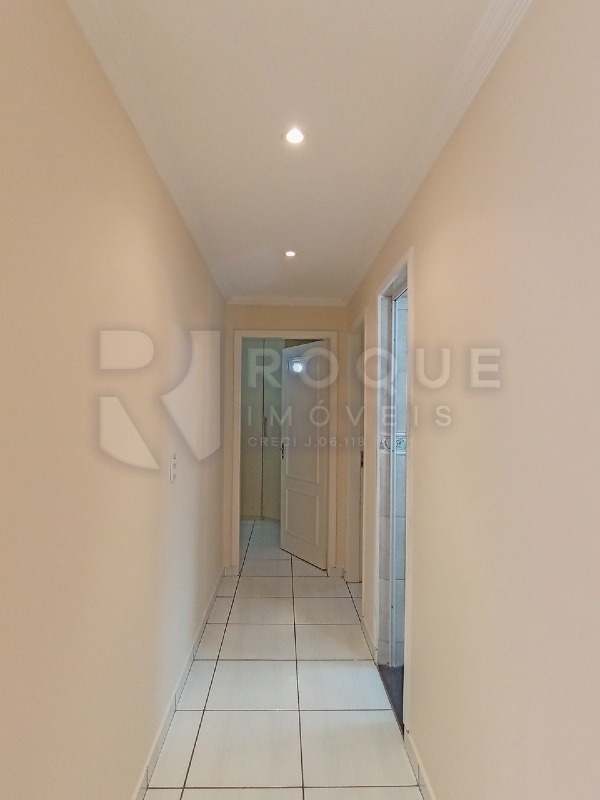 Apartamento à venda no bairro Itaipu: Hall