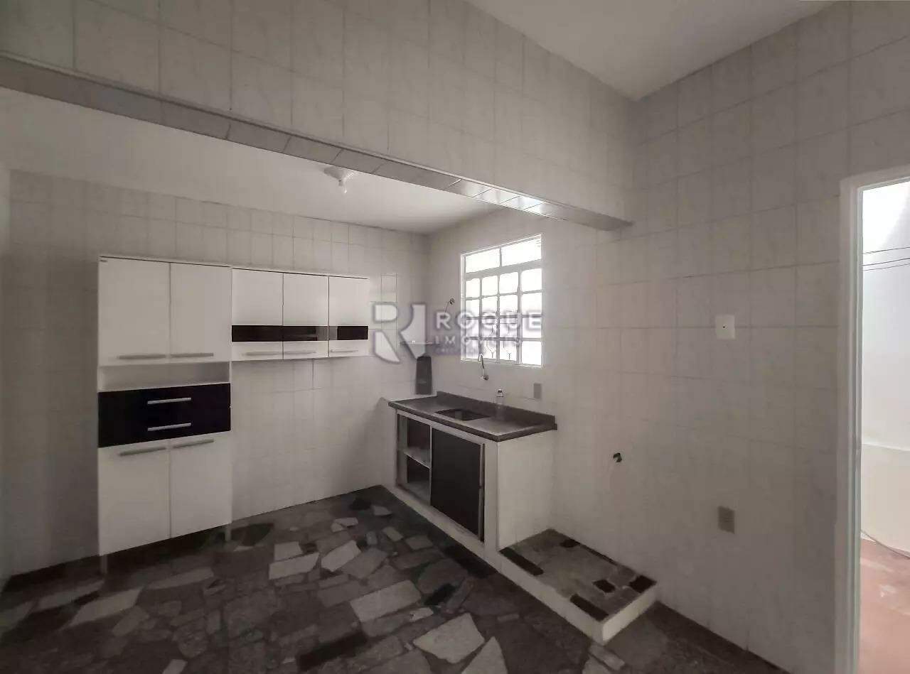 Casa Residencial à venda no bairro Vila Paulista: