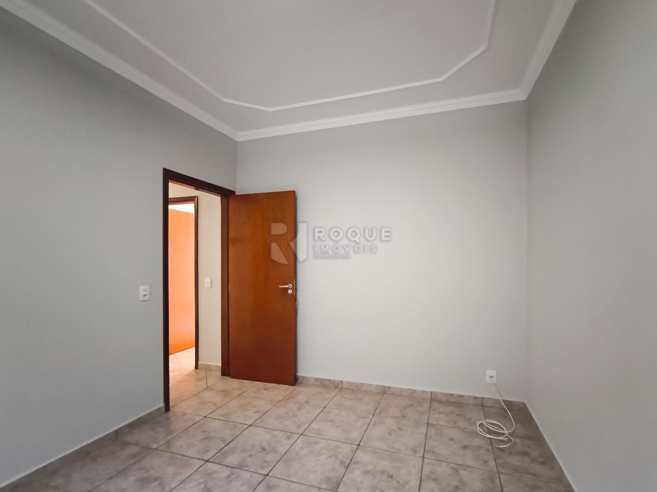 Casa Residencial à venda no bairro Jardim Piratininga: DORMITÓRIO 2
