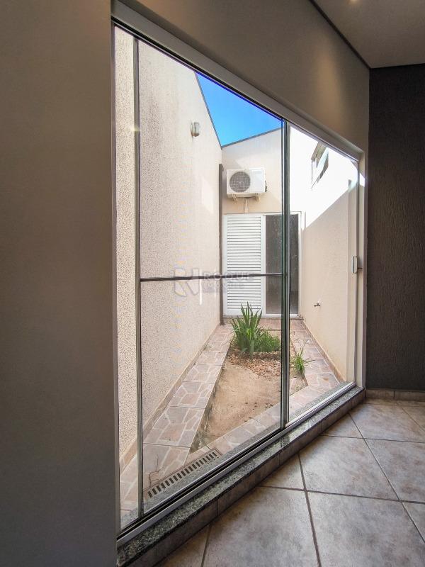 Casa Residencial à venda no bairro Jardim Piratininga: JARDIM DE INVERNO