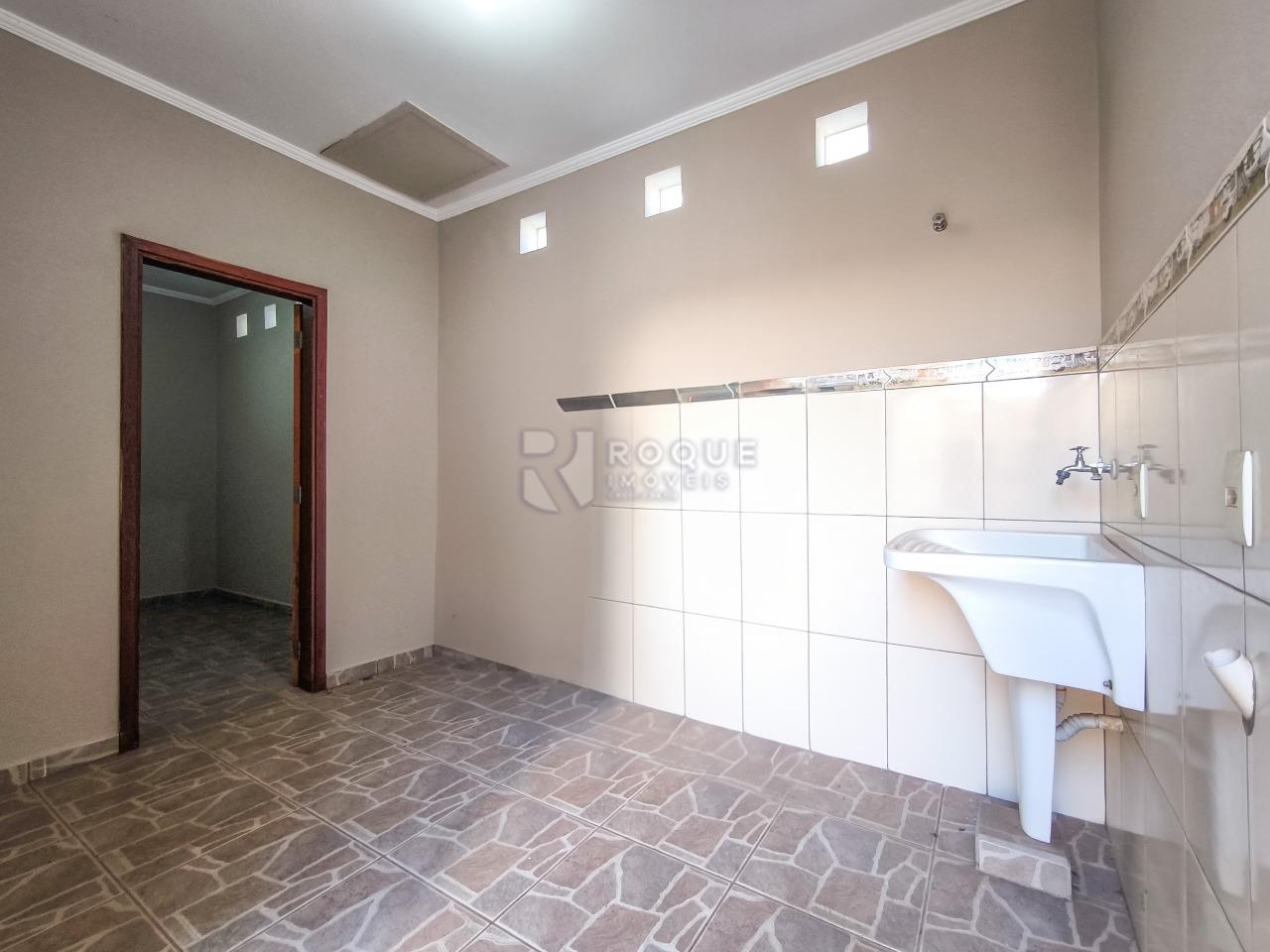 Casa Residencial à venda no bairro Jardim Piratininga: LAVANDERIA