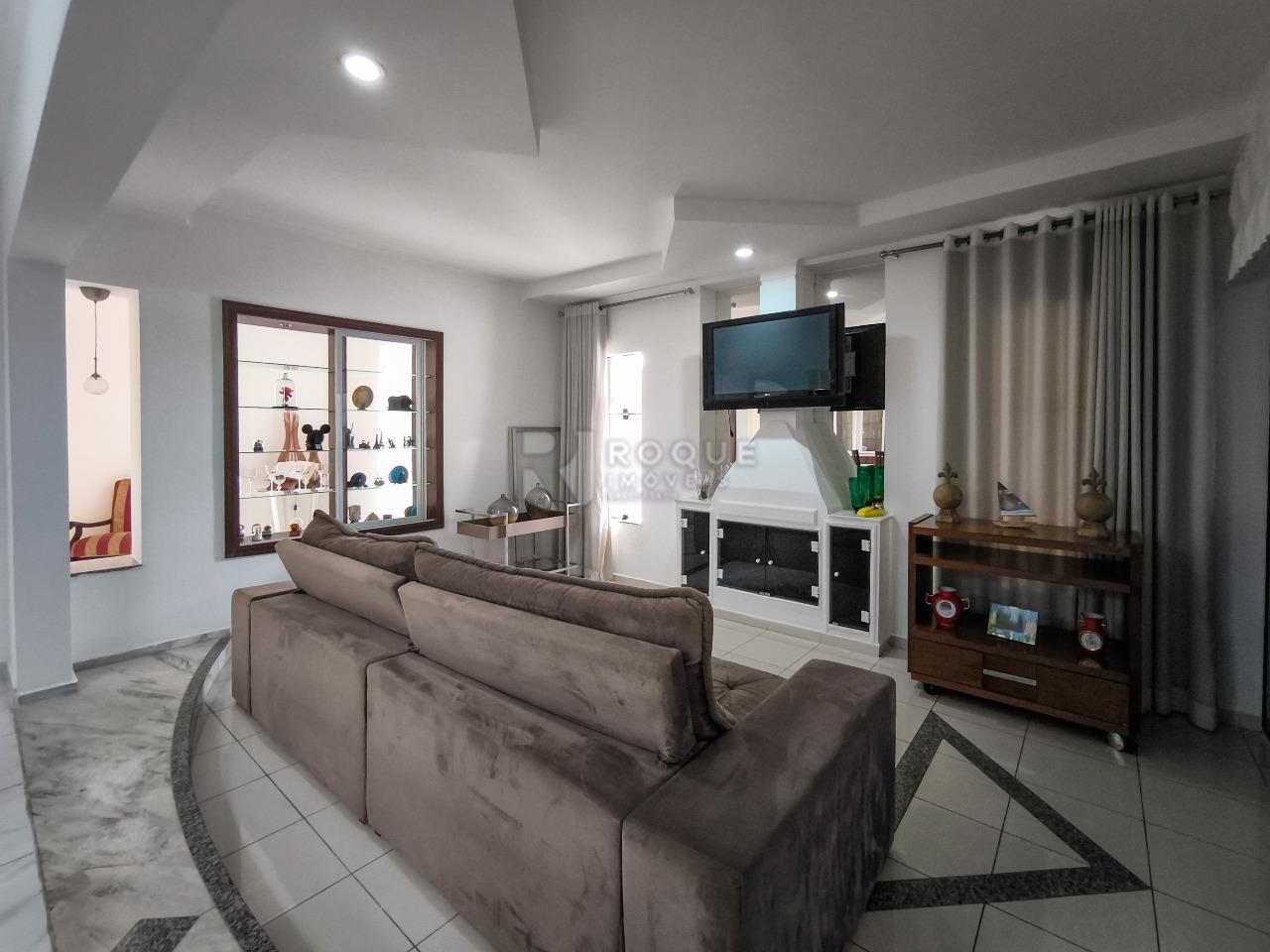 Casa em condomínio à venda no bairro Jardim Residencial Monsenhor Rossi: SALA DE ESTAR