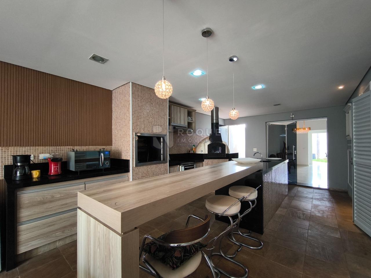 Casa em condomínio à venda no bairro Jardim Residencial Monsenhor Rossi: ÁREA GOURMET