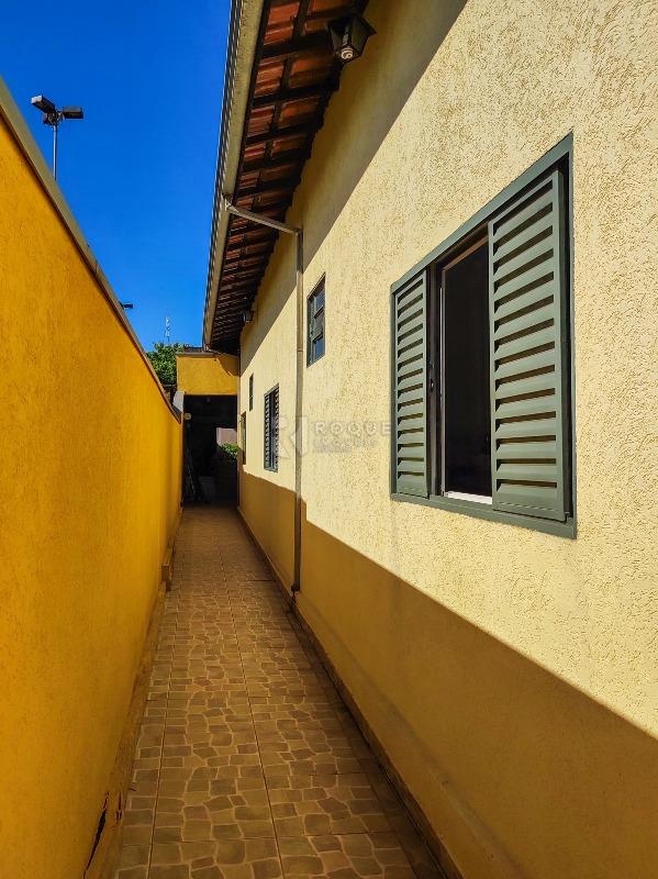 Casa Residencial à venda no bairro Jardim Residencial Recanto Alvorada: LATERAL EXTERNA