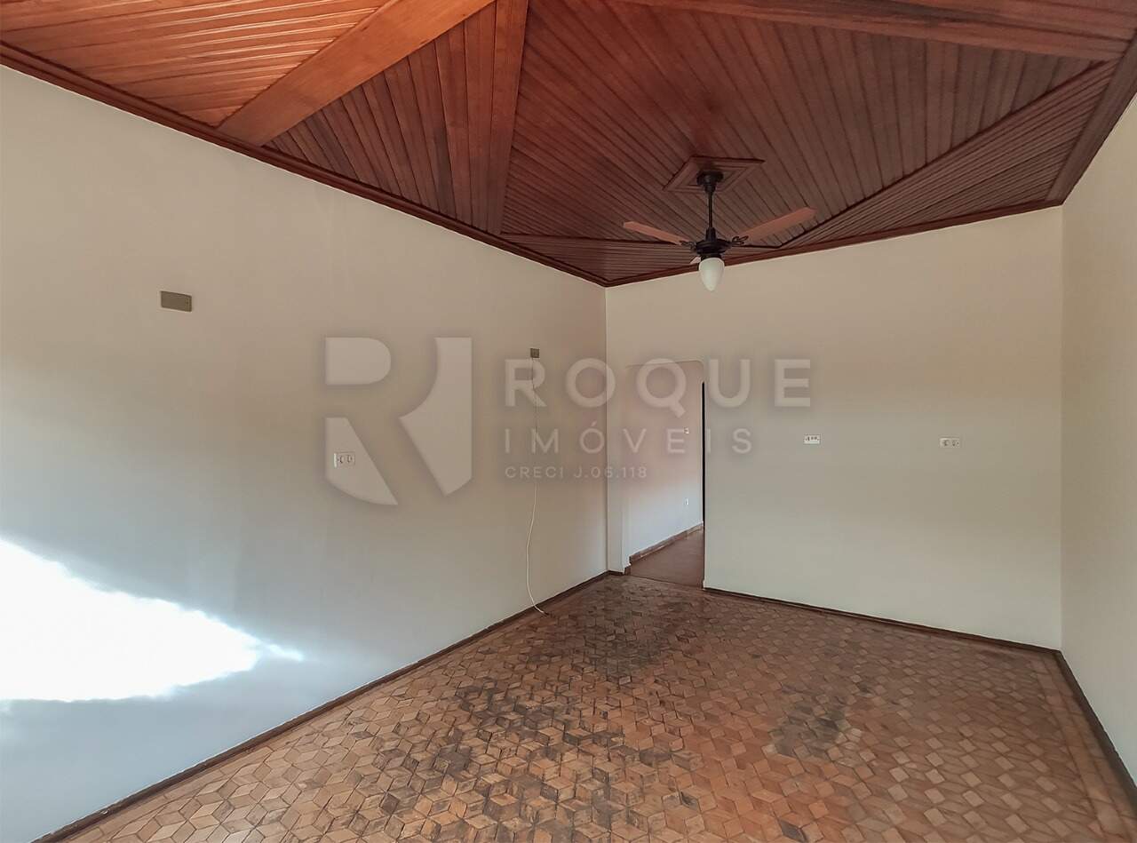 Casa Residencial à venda no bairro CENTRO: Sala 
