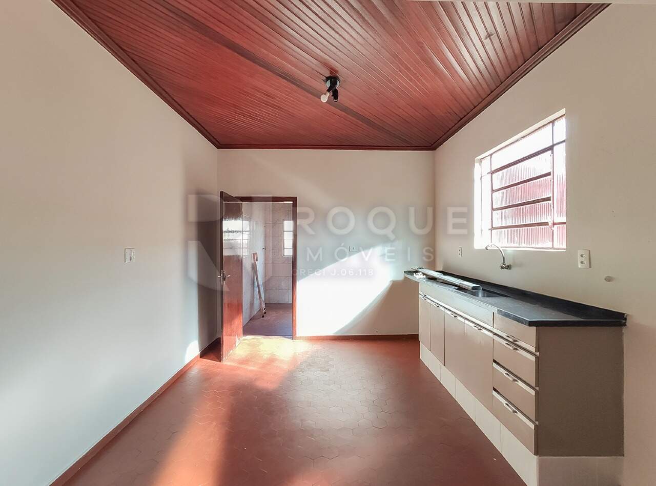 Casa Residencial à venda no bairro CENTRO: Cozinha 