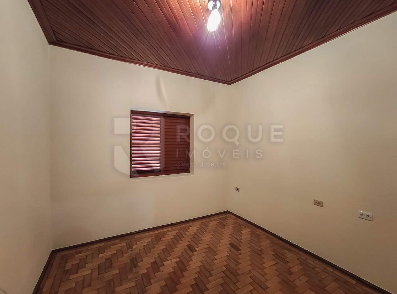 Casa Residencial à venda no bairro CENTRO: Dormitório 3