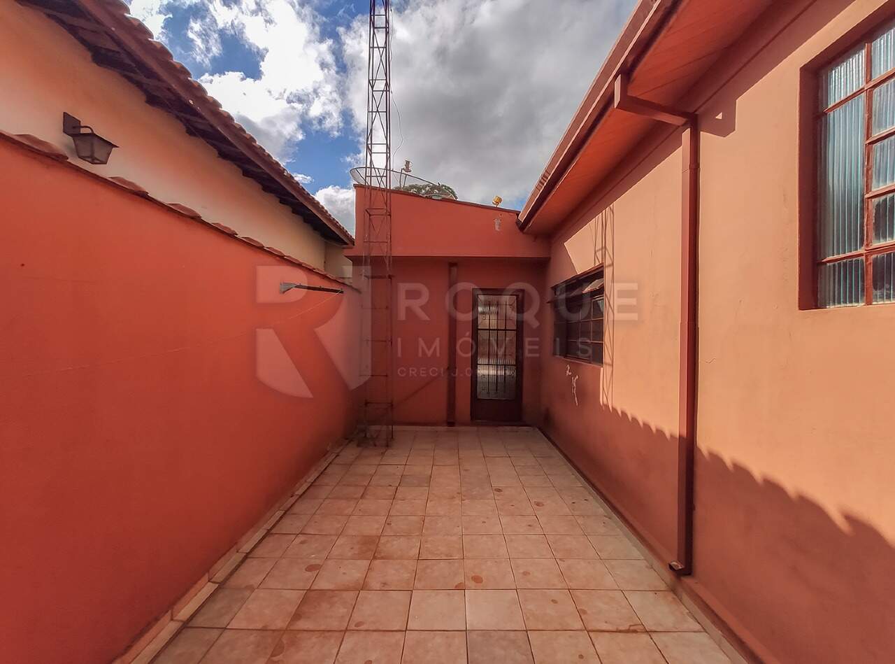 Casa Residencial à venda no bairro CENTRO: 