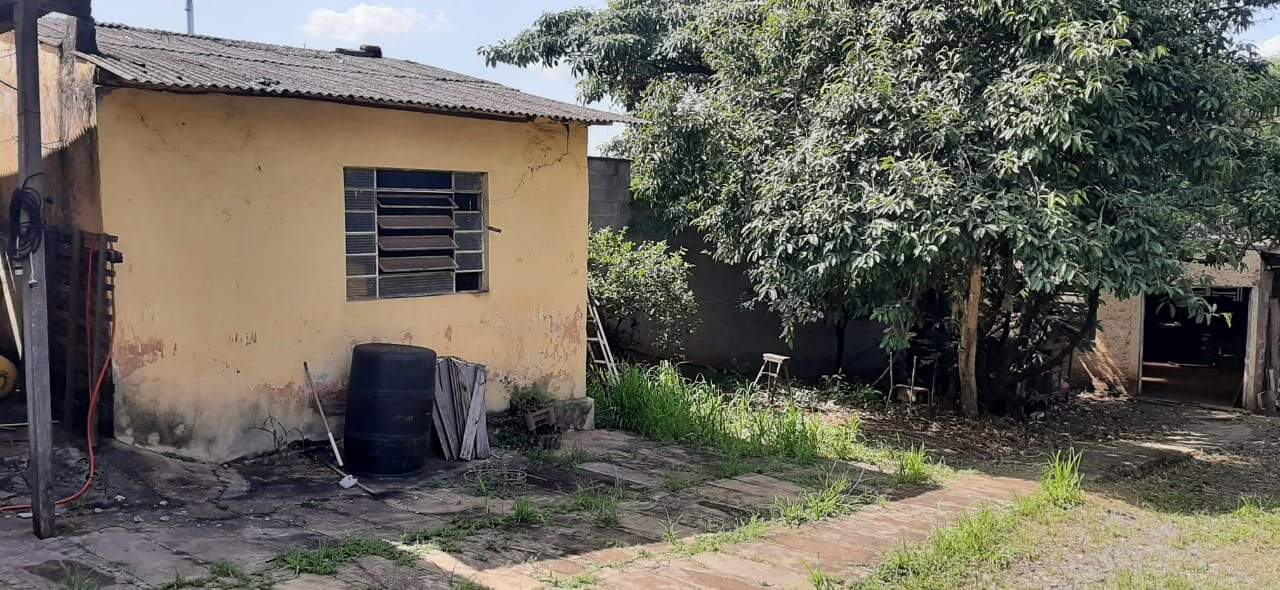Terreno à venda no bairro Vila da Glória: Terreno