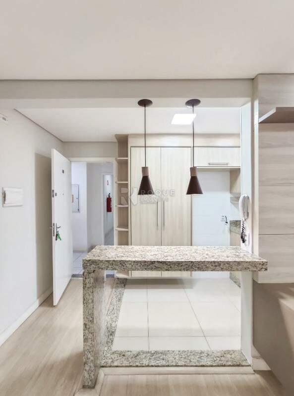 Apartamento para aluguel no bairro Jardim Esmeralda: Sala / cozinha 