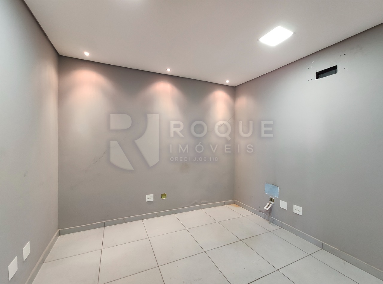 Casa Comercial para aluguel no bairro Centro: Sala 3