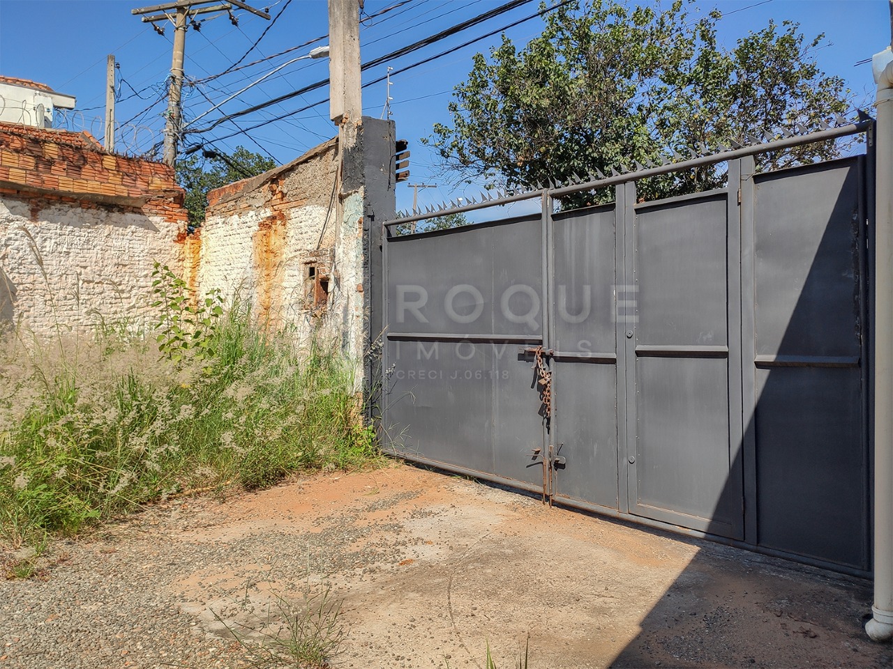 Casa Comercial para aluguel no bairro Centro: Garagem 