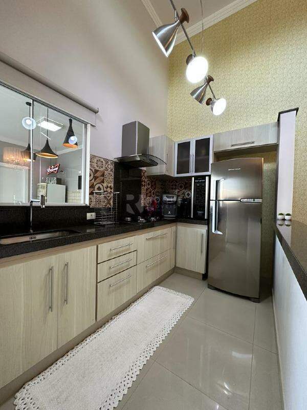 Casa em condomínio à venda no bairro Residencial Jardim dos Ipês: 
