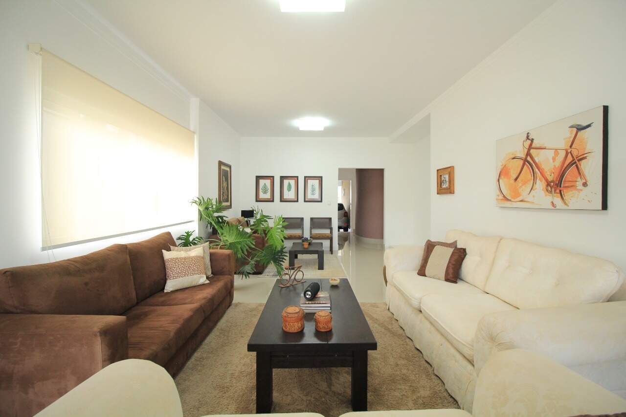 Casa em condomínio à venda no bairro Parque São Bento: SALA