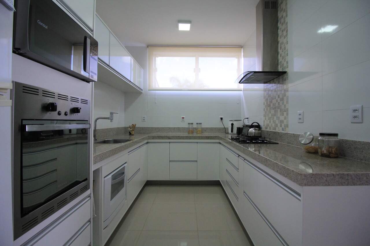Casa em condomínio à venda no bairro Parque São Bento: COZINHA