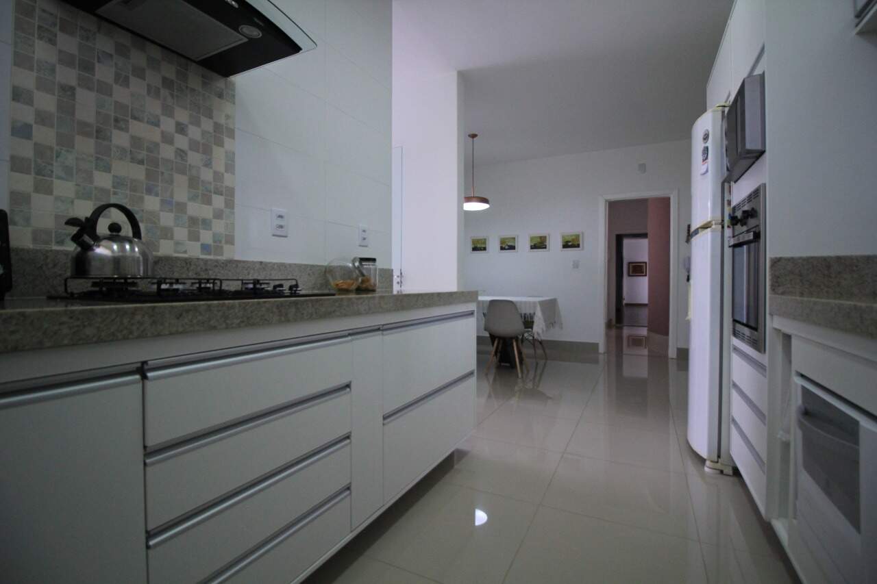 Casa em condomínio à venda no bairro Parque São Bento: COZINHA