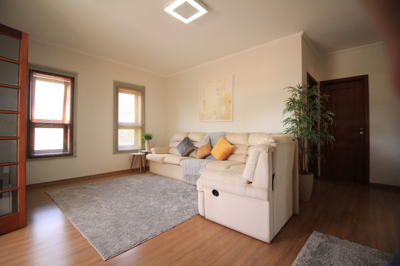 Casa Residencial à venda no bairro Jardim Elisa Fumagalli: HALL DORMITÓRIOS