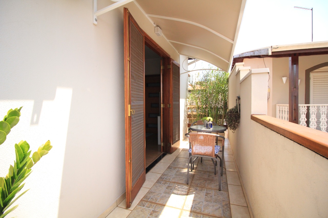 Casa Residencial à venda no bairro Jardim Elisa Fumagalli: SACADA HALL DORMITÓRIOS